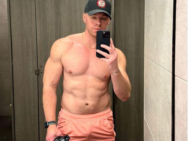 NY-Based Administrative Judge Unfazed After Being Fired for OnlyFans Account 