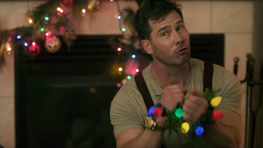 Out 'Bros' Star Luke Macfarlane Back to Playing Straight for Hallmark Christmas Movie