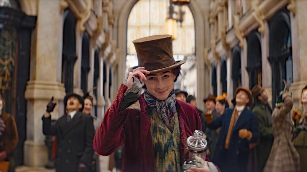 Critics Wowed by Timothée Chalamet's Sweet Turn in 'Wonka'