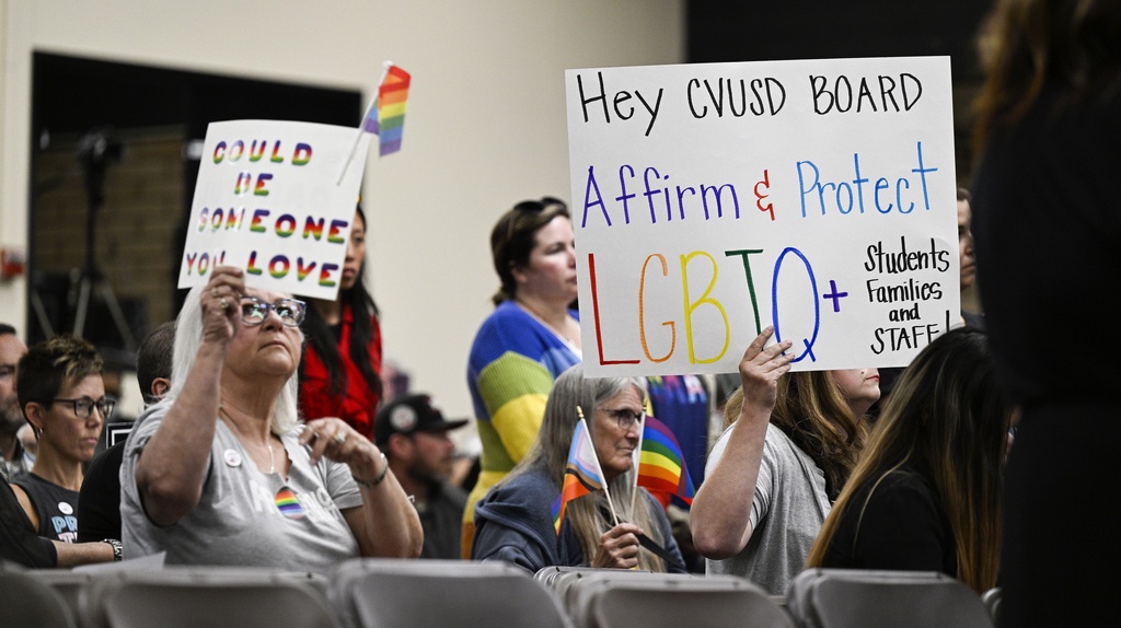 Southern California School District Sues Gov. Newsom over New Gender-Identity Law