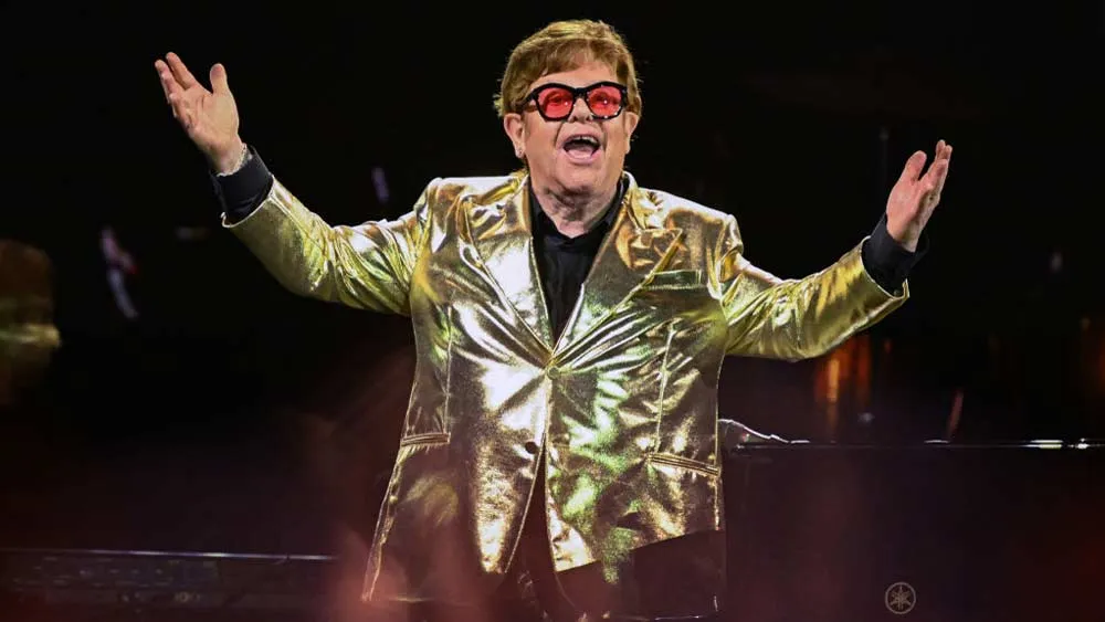 Recreational Weed? Elton John Disapproves, Says Legalization 'One of the Greatest Mistakes' 